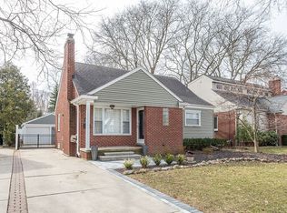 2788 Windemere Rd, Birmingham, MI 48009