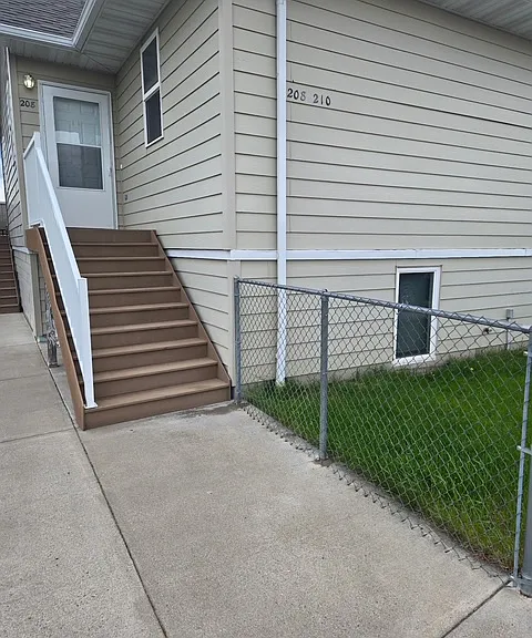 208 Huffman Ave #208 — Photo 15