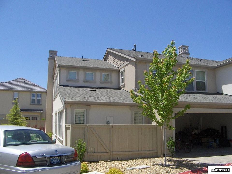 2nd image of 1601 Clover Hill Trl