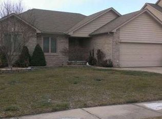 53221 Spurry Ln, Chesterfield, MI 48051