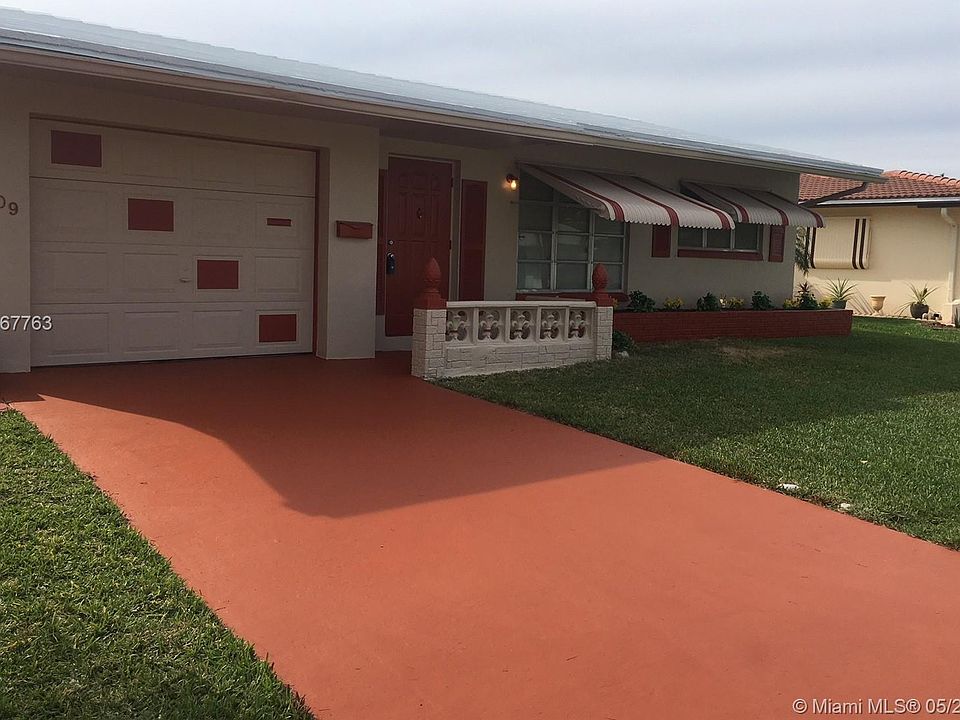 1st image of 4809 Mainland Dr