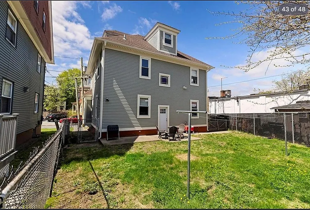 3 bed, $2,500 — Photo 3