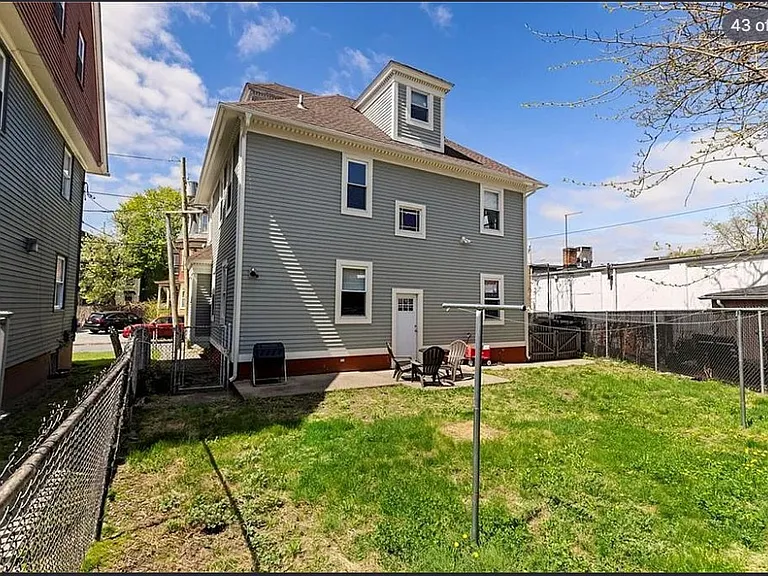 156 Vinton St — Photo 11