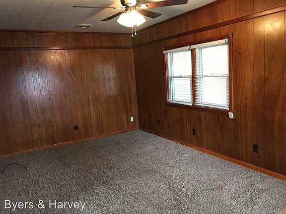 4th image of 216 Rebecca Ln
