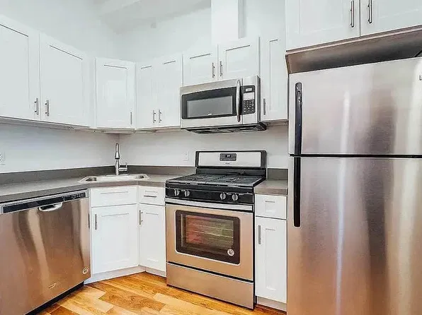 295 Wyckoff Avenue image 1 of 10
