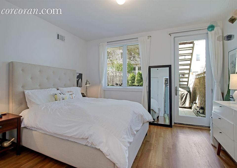 2nd image of 342 22nd St #1