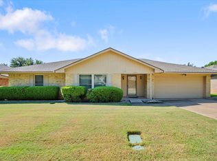 4024 Lynbrook Ln, Arlington, TX 76015