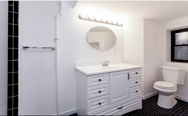 Rented by Compass | media 40