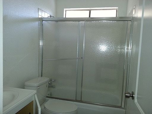 2nd image of 510 N Locust St APT B