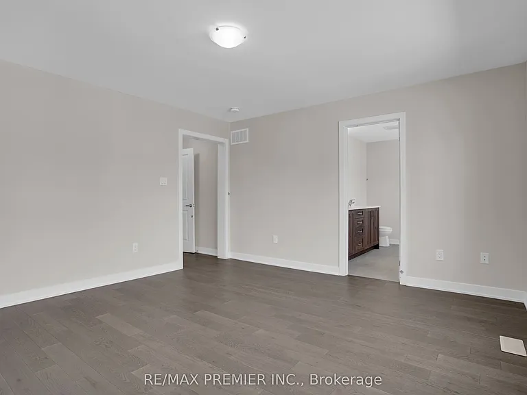 28 Downriver Dr — Photo 35