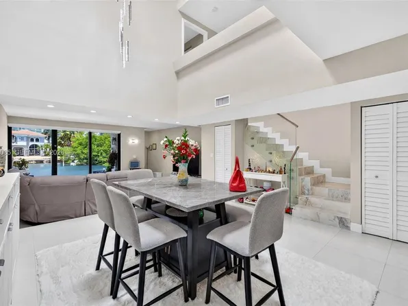 203 Poinciana Dr #103, Sunny Isles Beach, FL 33160