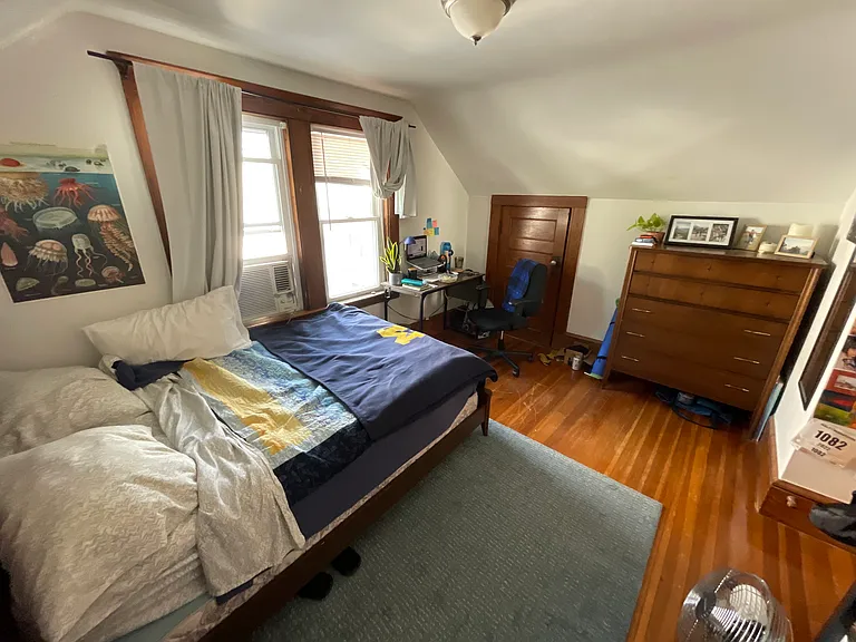 11 Dickson St #2 — Photo 16