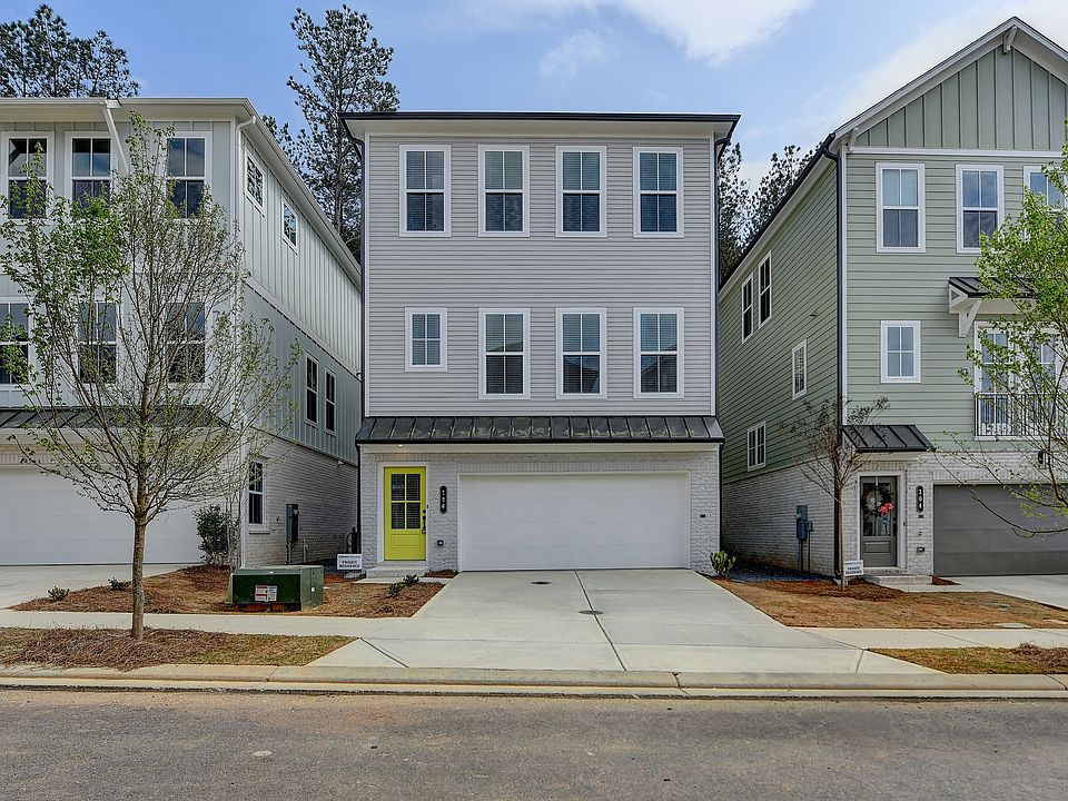 1st image of 106 Pinecone Pl