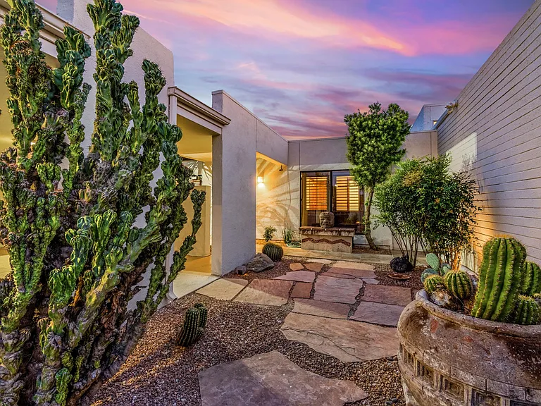 8779 E Via De Encanto — Photo 29