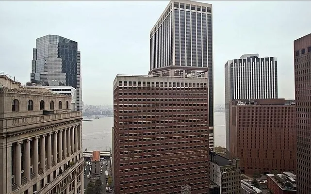 Rented by Douglas Elliman | media 19