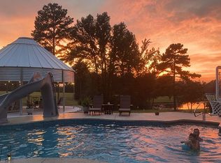 1865 Eva Flatwoods Rd, Eva, TN 38333