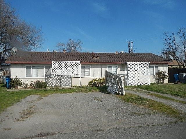 2nd image of 279 S California St