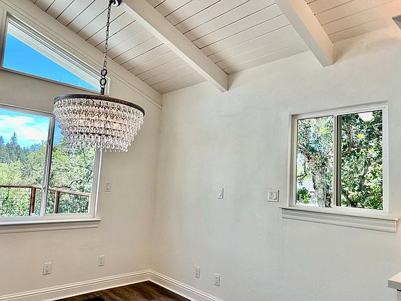 Dinning nook with chandelier