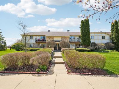 3545 East Oakshire DRIVE #F, Oak Creek, WI, 53154