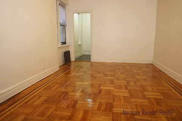 Rented by Norman Raindel, LREB | media 1