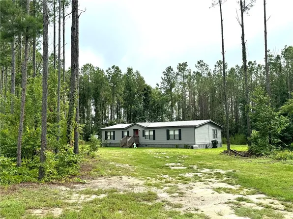 41 Richardson Rd, Phenix City, AL 36869