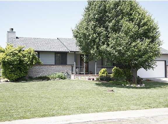 2nd image of 533 E Showalter St