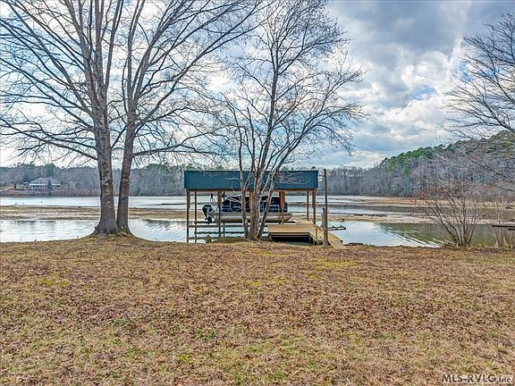 3rd image of 2407 Great Creek Dr