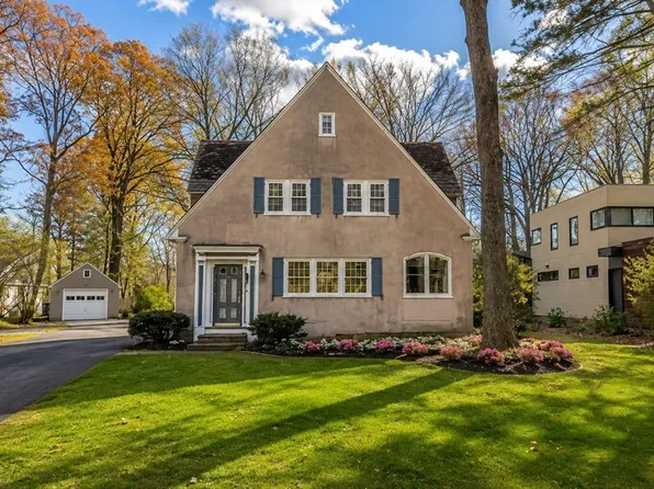 61 Woodlawn Ave, Northampton, MA 01060