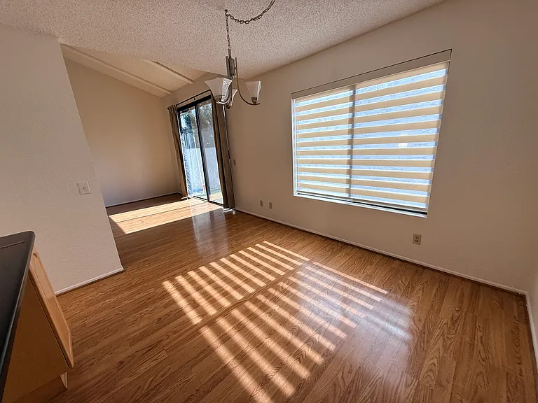1016 Whitewater Dr — Photo 9