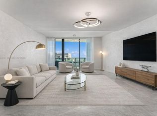 1000 Brickell Plz Unit Penthouse 5203, Miami, FL 33131