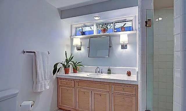 310 S Thurston Ave — Photo 13