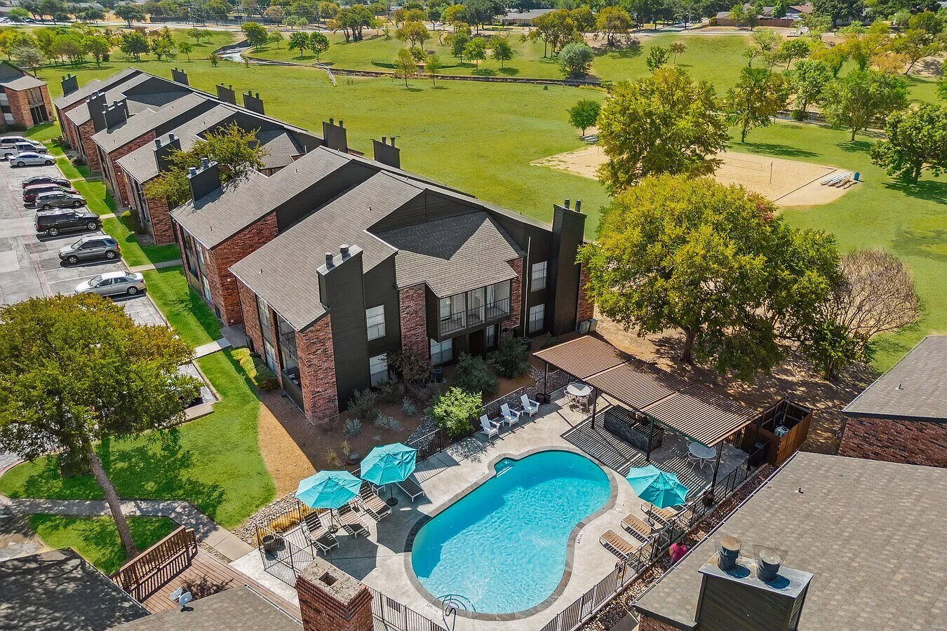 Villa Siena Apartments — Photo 3