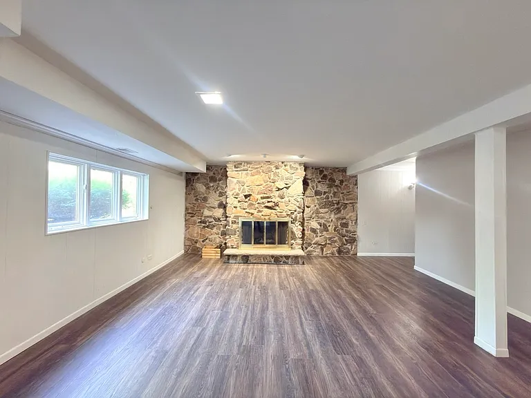 7826 Dunham Rd — Photo 11