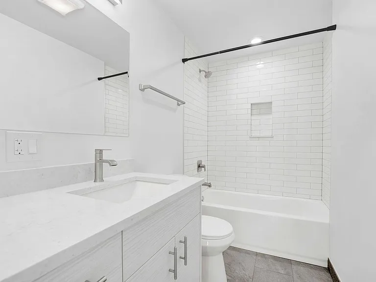 3648 S Paulina St #CH1 — Photo 11