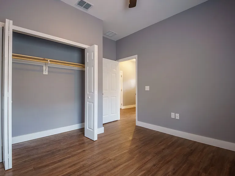 210 Parrotte Ct — Photo 24