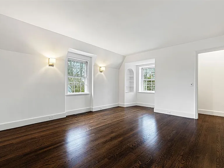 6 Fox Meadow Rd — Photo 13