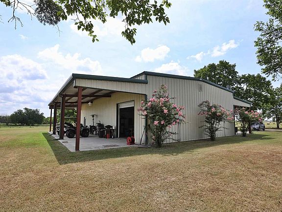 3rd image of 349 County Road 14300