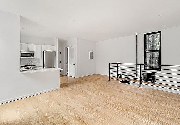 3rd image of 391 1st St APT 1R