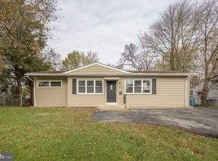 602 W Somerdale Rd, Somerdale, NJ 08083