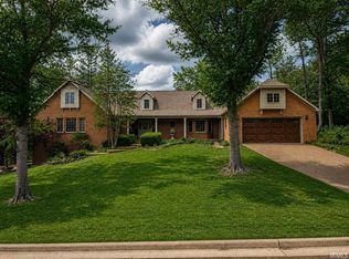 10348 Oglesby Dr, Evansville, IN 47720