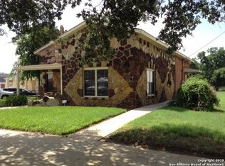 437 W Oaklawn Rd, Pleasanton, TX 78064