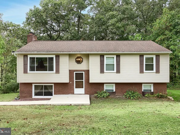 14754 Lowe Rd, Stewartstown, PA 17363