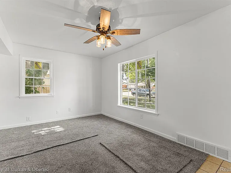 13367 Fordline St — Photo 23