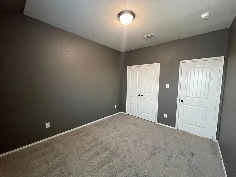 2120 Blakely Ct — Photo 31