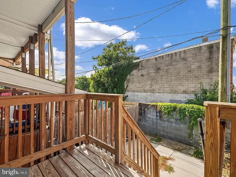 1713 E Lafayette Ave — Photo 28
