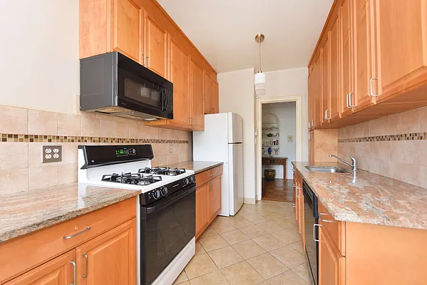 Sold by Exit Kingdom Realty | media 27