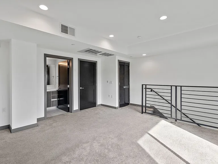 Alexandria 178 Townhomes LLC — Photo 8