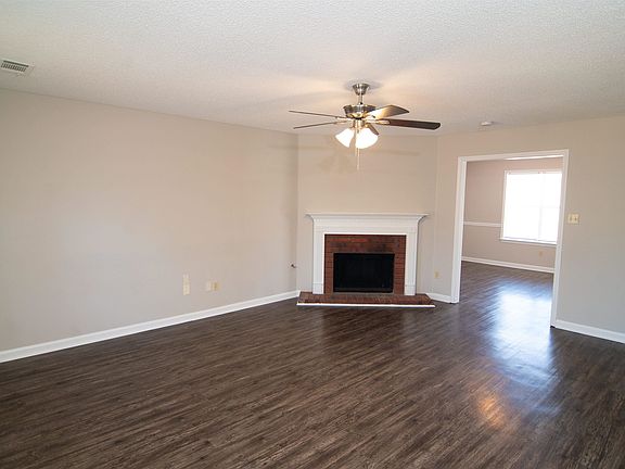 2nd image of 2988 Shadow Green Ln