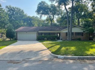 3209 Spanish Oak Dr, Fort Worth, TX 76109