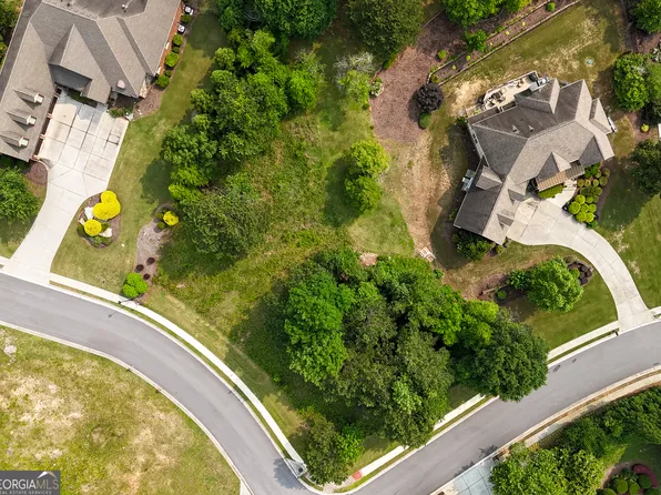 2672 Running River Ct, Lawrenceville, GA 30045